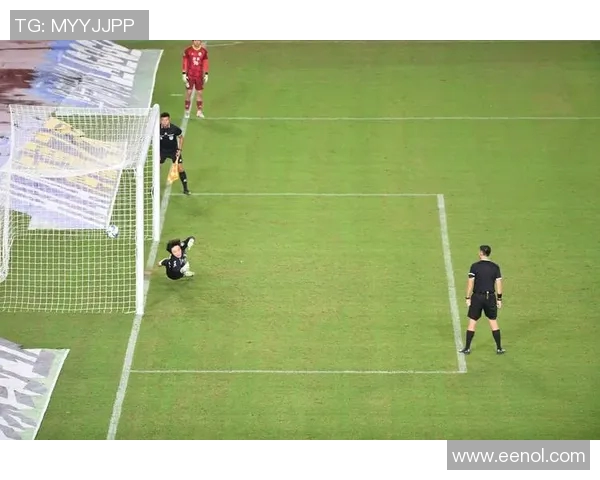 南京足球队在世界锦标赛中的速度表现分析与战术探讨 南京足球队在世界锦标赛中的速度表现分析与战术探讨