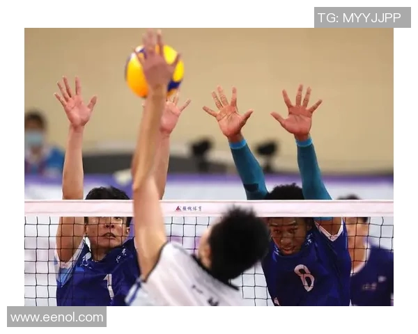 北京排球队的速度之谜:揭秘排球巨献背后的训练与技巧 北京排球队的速度之谜:揭秘排球巨献背后的训练与技巧