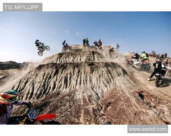 极限运动新手必看:从零开始的耐力训练全攻略与实用技巧分享 极限运动新手必看:从零开始的耐力训练全攻略与实用技巧分享