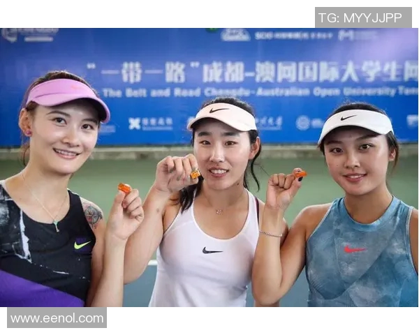 全国锦标赛回顾:成都网球队展现出色实力与团队合作精神 全国锦标赛回顾:成都网球队展现出色实力与团队合作精神