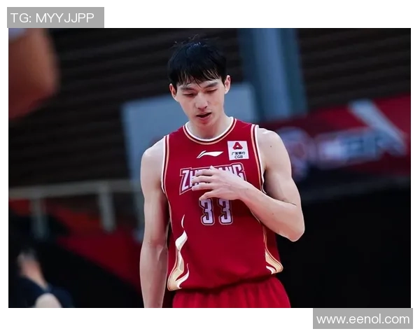 吴前的篮球之路：从青涩少年到CBA明星的奋斗历程与成就分享