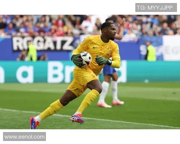 迈尼昂：从青涩门将到世界顶级守护者的蜕变之路