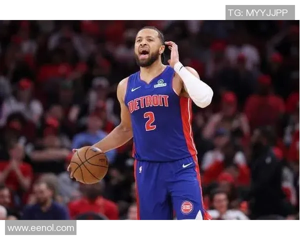 雄鹿与活塞首战精彩回顾球星对决引发球迷热议 雄鹿与活塞首战精彩回顾球星对决引发球迷热议